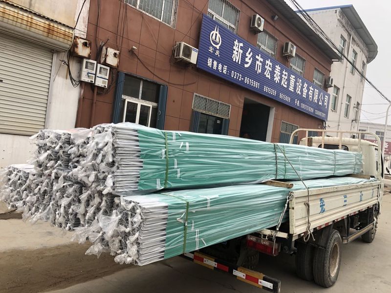 	整車(chē)貨整裝待發(fā)